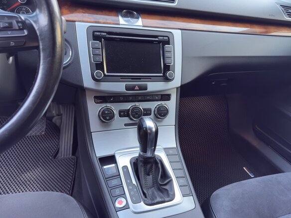 2012 Volkswagen Passat B7, чёрный, 1280000 рублей - вид 8