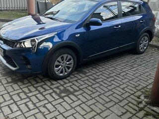 2021 Kia Rio X IV Рестайлинг, синий, 1699000 рублей, вид 3