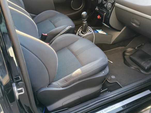 2008 Renault Clio RS III, чёрный, 1000000 рублей - вид 9