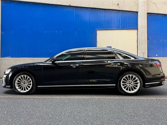 2025 Audi A8 Long 45 TFSI IV (D5) Рестайлинг, чёрный - вид 2
