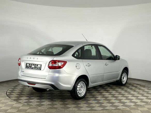 2026 Lada (ВАЗ) Granta I Рестайлинг, серебристый - вид 15