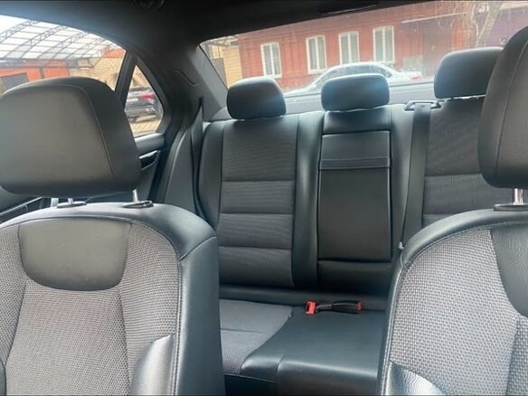 2012 Mercedes-Benz C-Класс 200 III (W204) Рестайлинг, белый, 1550000 рублей - вид 4