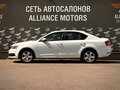 2019 Skoda Octavia III (A7) Рестайлинг, белый - вид 3