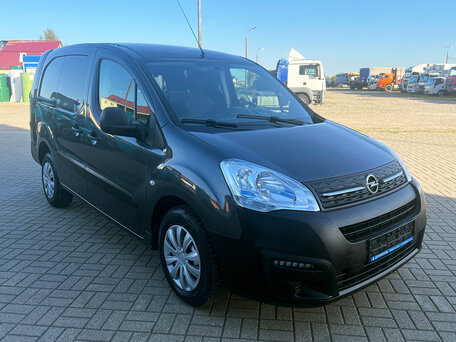 2021 Opel Combo, серый, 1570000 рублей, вид 4