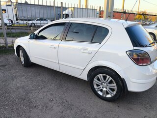 2012 Opel Astra H Рестайлинг, белый, 950000 рублей, вид 3