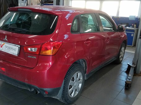 2013 Mitsubishi ASX I Рестайлинг, красный, 979000 рублей, вид 3