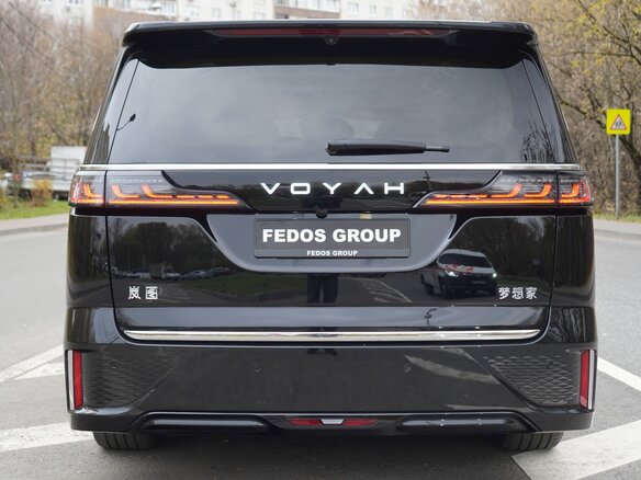 2026 Voyah Dream I Рестайлинг, чёрный, 9500000 рублей - вид 6