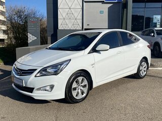 2016 Hyundai Solaris I Рестайлинг, белый, 815000 рублей, вид 2