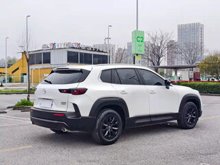 2023 Mazda CX-50, белый, 2130000 рублей, вид 4