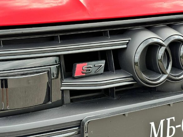 2021 Audi S7 II (4K), красный, 8700000 рублей - вид 15