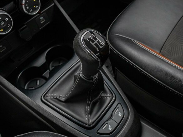 2024 Lada (ВАЗ) Vesta Cross I Рестайлинг (NG), белый, 1339000 рублей - вид 14