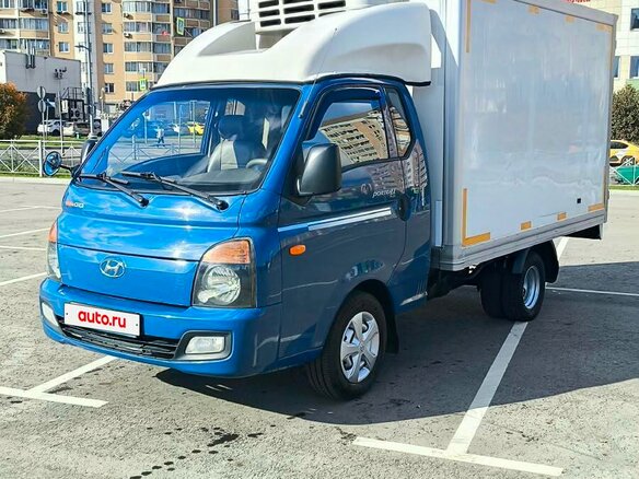 2013 Hyundai Porter II, синий, 1480000 рублей - вид 2