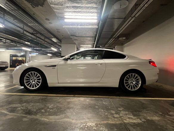 2011 BMW 6 серии 650i xDrive III (F06/F13/F12), белый, 1850000 рублей - вид 10