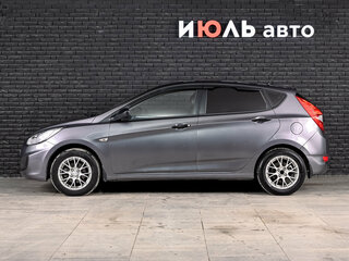 2011 Hyundai Solaris I, чёрный, 690000 рублей, вид 4