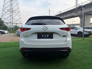 2023 Mazda CX-5 II Рестайлинг, белый, 2300100 рублей, вид 5