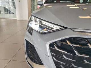 2022 Audi A3 Sportback 35 TFSI IV (8Y), серый, 1669100 рублей, вид 4