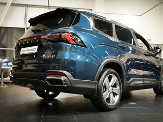 2026 Geely Okavango I Рестайлинг, синий, 4000990 рублей, вид 5