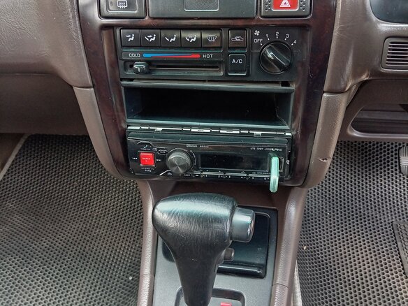 2000 Nissan Bluebird QG18 XI (U14), белый, 100000 рублей - вид 6
