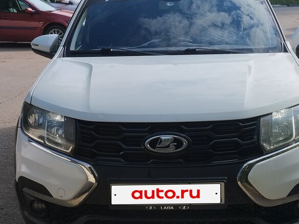 2021 Lada (ВАЗ) Largus Cross I Рестайлинг, белый, 1200000 рублей - вид 2
