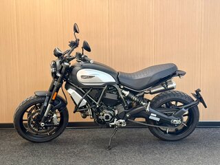 2022 Ducati Scrambler 1100, чёрный, 1075000 рублей, вид 1