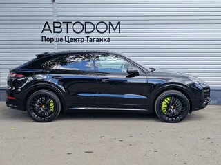 2020 Porsche Cayenne Turbo S E-Hybrid Coupé III, чёрный, 10490000 рублей, вид 4