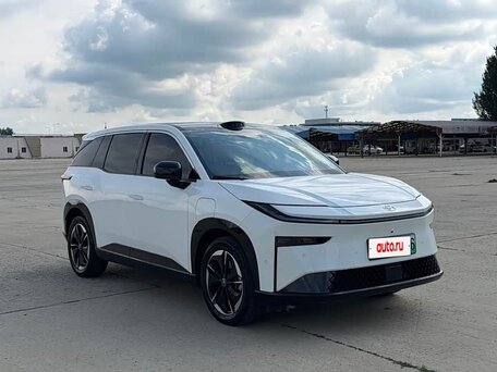 2026 Toyota bZ3X 58.3 kWh, белый, 2560000 рублей, вид 3