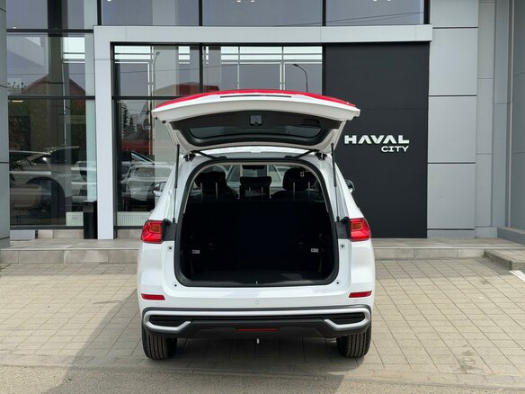 2026 Haval M6 II, белый - вид 3