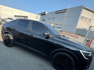 2021 Renault Arkana I, чёрный, 1870000 рублей, вид 4