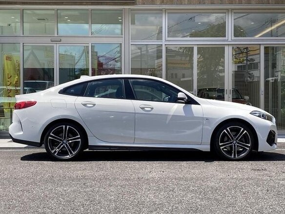 2023 BMW 2 серии Gran Coupe 218i F44, белый, 1773000 рублей - вид 5