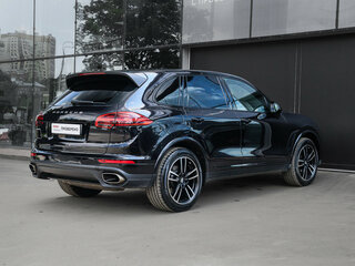2015 Porsche Cayenne II Рестайлинг (958), чёрный, 3400000 рублей, вид 4