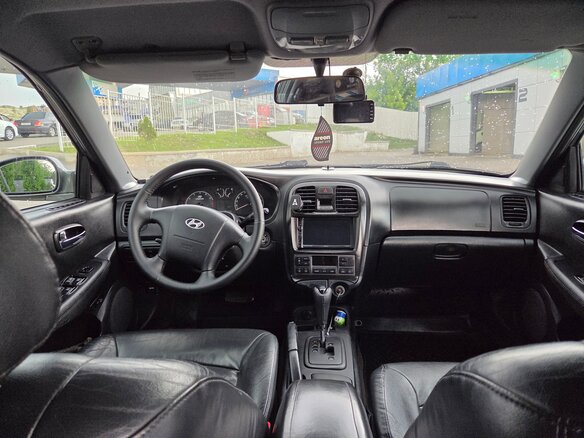2005 Hyundai Sonata ТагАЗ IV (EF) Рестайлинг, серый, 550000 рублей - вид 10