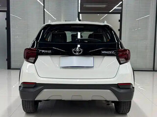 2022 Toyota Yaris L XP150 Рестайлинг, белый, 1190004 рублей, вид 5