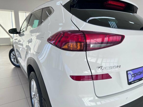 2018 Hyundai Tucson III Рестайлинг, белый, 2250000 рублей - вид 19