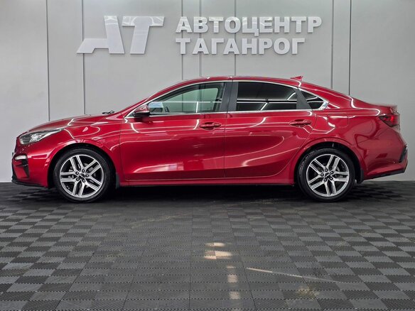 2019 Kia Cerato IV, красный, 1849000 рублей - вид 2