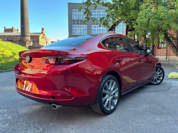 2025 Mazda 3 Axela IV (BP), белый, 2340000 рублей - вид 25