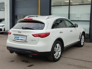 2014 Infiniti QX70, белый, 2200000 рублей, вид 5