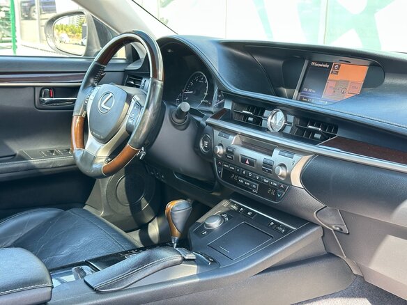 2012 Lexus ES 250 VI, чёрный - вид 9