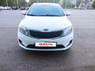 2013 Kia Rio III, белый, 750000 рублей, вид 1