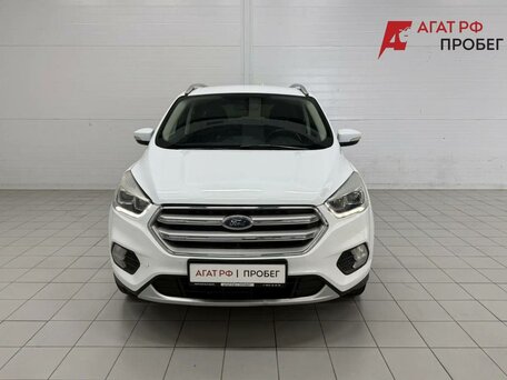 2018 Ford Kuga II Рестайлинг, белый, 1185000 рублей, вид 2