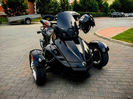2008 BRP Can-Am Spyder, чёрный, 750000 рублей, вид 2