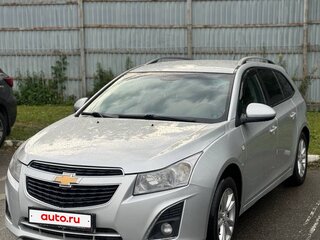 2013 Chevrolet Cruze I Рестайлинг, серебристый, 600000 рублей, вид 1