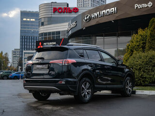 2017 Toyota RAV4 IV (XA40) Рестайлинг, чёрный, 2498000 рублей, вид 4