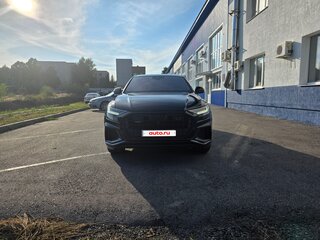 2022 Audi Q8 55 TFSI I (4M), чёрный, 9100000 рублей, вид 2