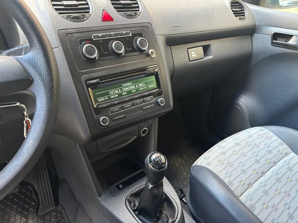 2013 Volkswagen Caddy III Рестайлинг, белый, 777000 рублей - вид 9