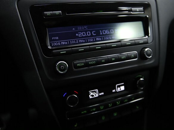 2014 Skoda Rapid I, синий, 850000 рублей - вид 11