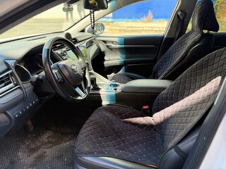 2019 Toyota Camry VIII (XV70), белый, 2848000 рублей, вид 5