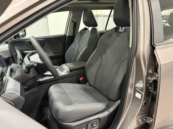 2026 Toyota RAV4 VI (XA60), коричневый - вид 12