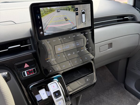 2025 Hyundai Staria I, чёрный, 7900000 рублей - вид 25