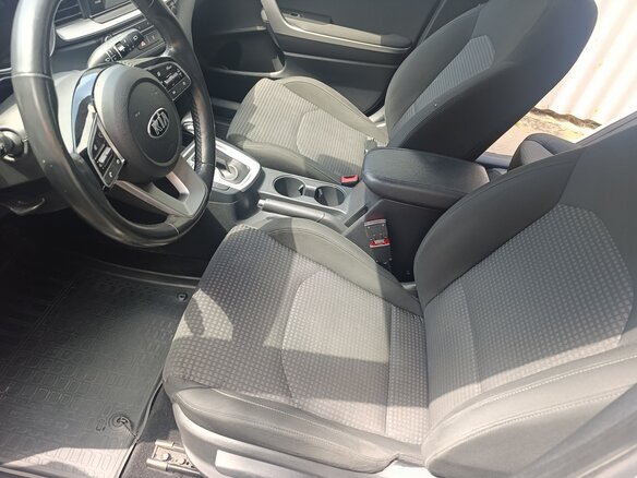 2018 Kia Ceed III, серебристый, 1650000 рублей - вид 6