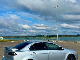 2014 Mitsubishi Lancer X Рестайлинг, серебристый, 910000 рублей, вид 5